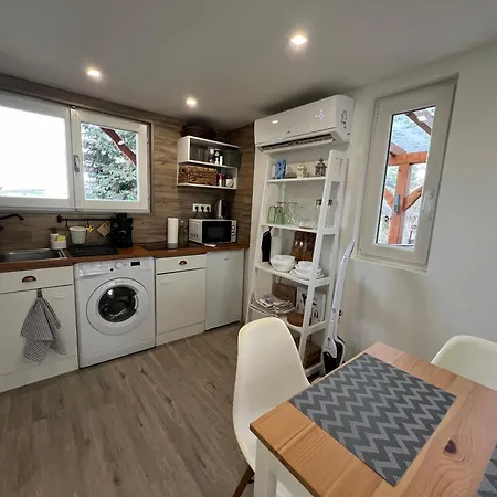 Heart-a-land Vendeghaz Tatil Evi Magyarhertelend