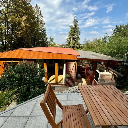 Heart-a-land Vendeghaz Tatil Evi Magyarhertelend